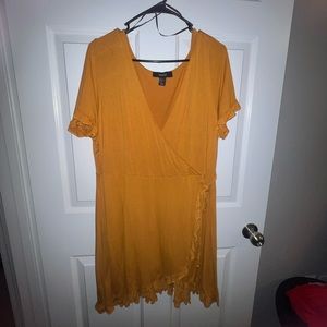 Forever 21 woman’s dress mustard yellow